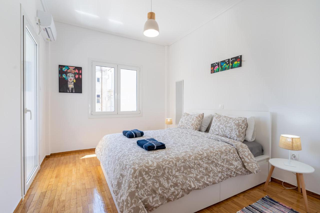 Newly Renovated 2Br Apt! Lägenhet Aten Exteriör bild